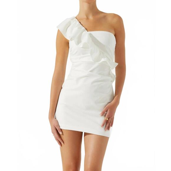 NEW ASTR camilla short dress in white